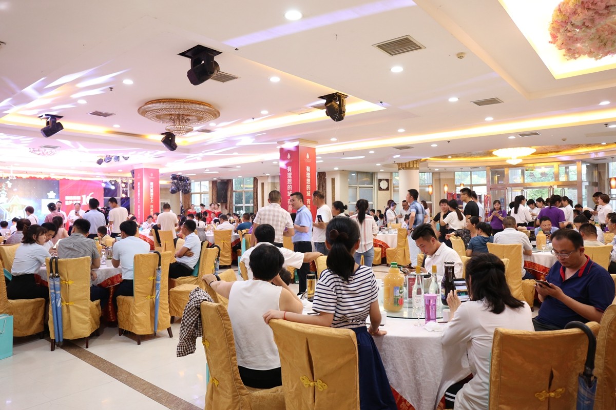 1560134532169717.jpg 1560134532169717.jpg